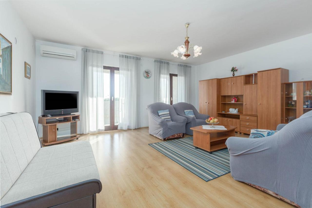Apartmán Seaside Paola: 3-bedroom Garden Retreat *